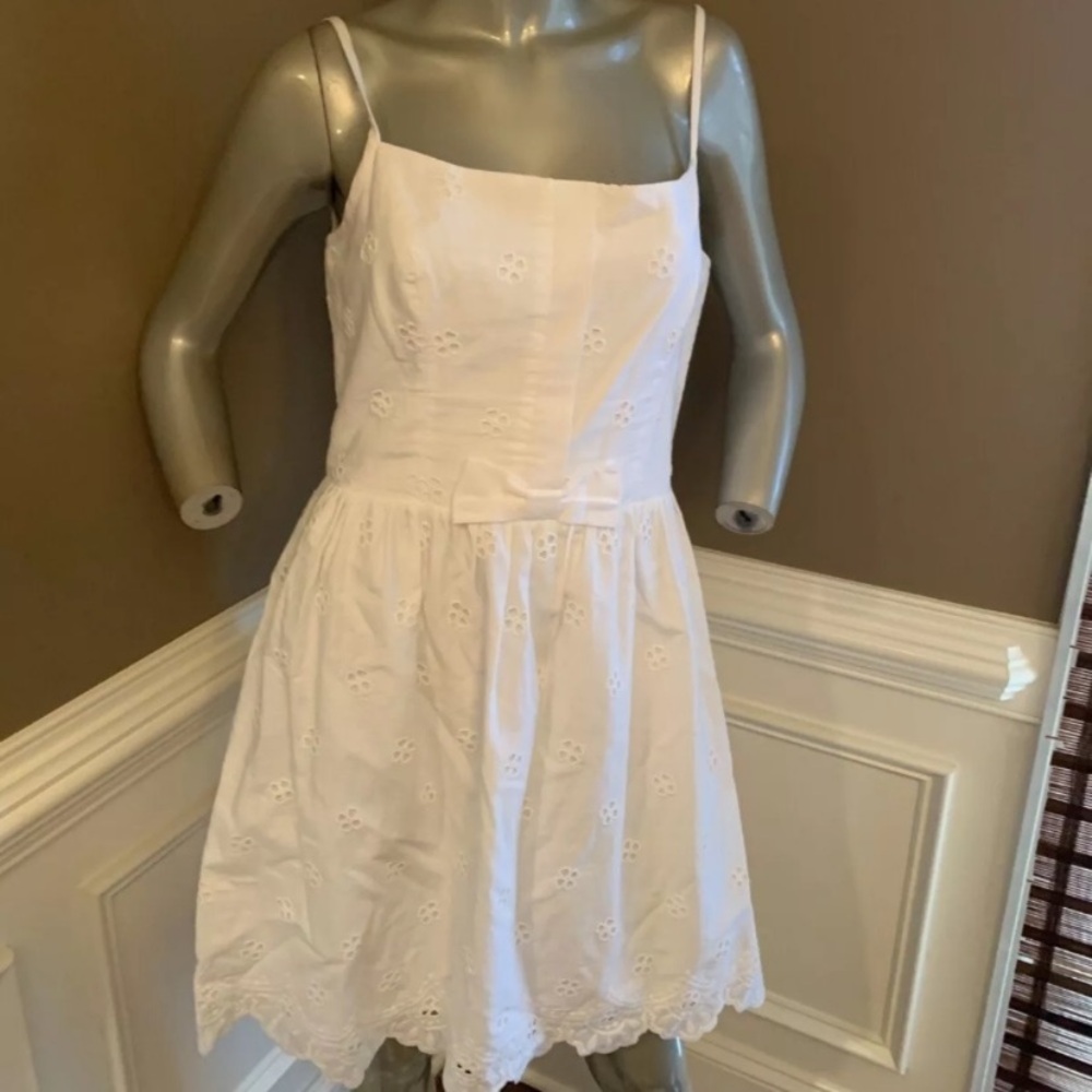 Lilly Pulitzer Fit and Flare Eyelet Floral M White